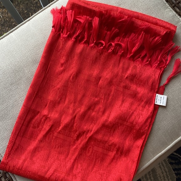 Silk Made in Thailand Red Scarf - Picture 4 of 5